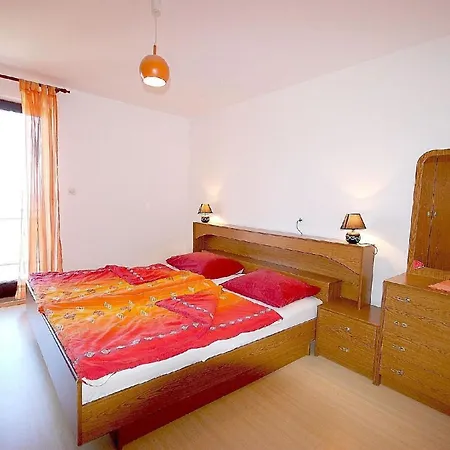 Apartment Fuer 6 Personen Ca 90 Qm In Zidarici, Kvarner Bucht Krk