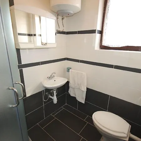Fuer 6 Personen Ca 90 Qm In Zidarici, Kvarner Bucht Krk Apartment Malinska