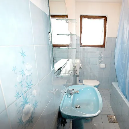 Für 8 Personen Ca 90 Qm In Zidarići, Kvarner Bucht Krk Malinska