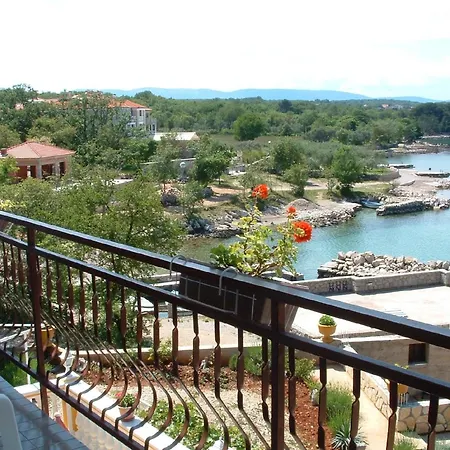 Apartment Fuer 6 Personen Ca 90 Qm In Zidarici, Kvarner Bucht Krk *